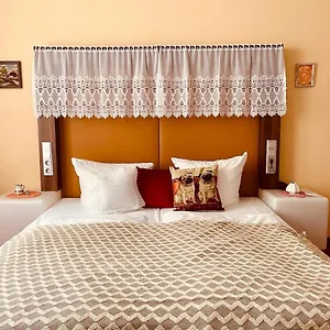 Tante Alma's Mannheimer Hotel