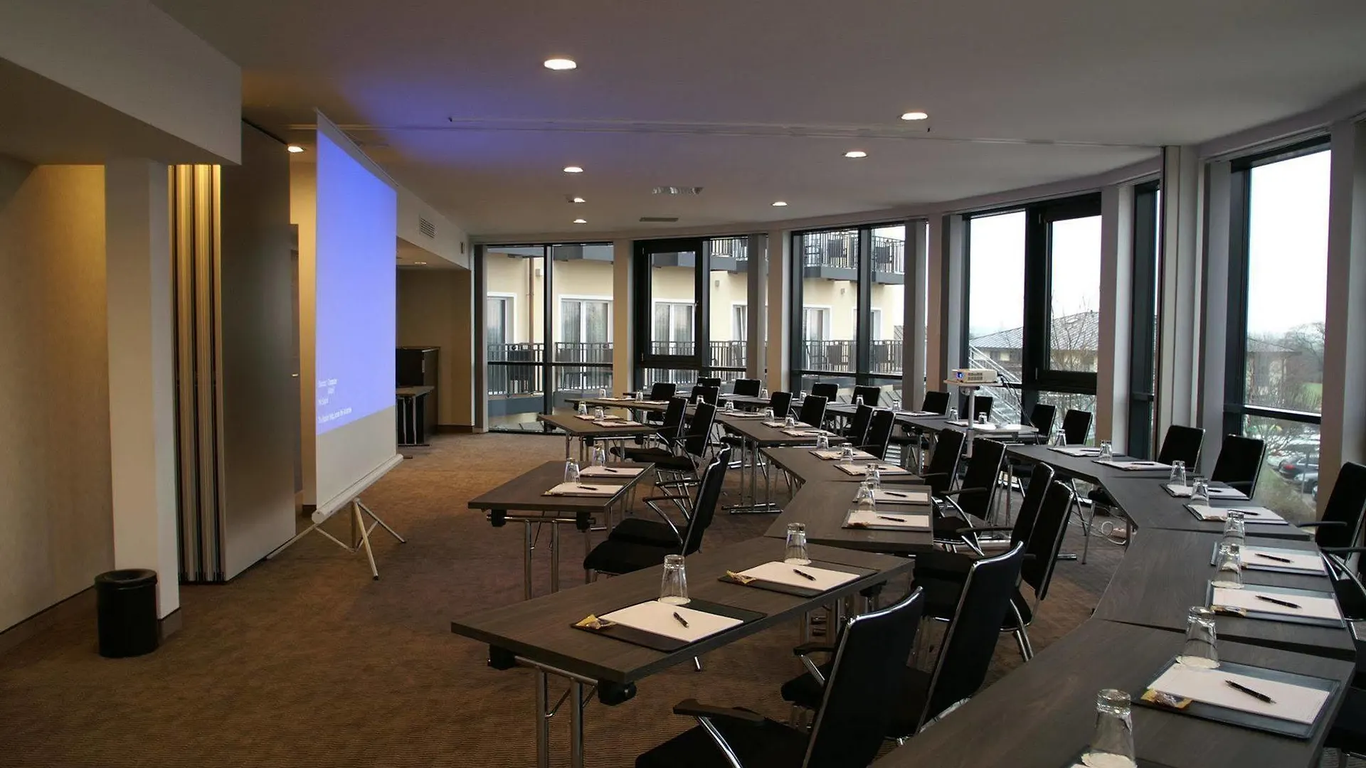 Vital Hotel Rhein Main Therme Wellness Resort & Spa Hofheim am Taunus 4*,